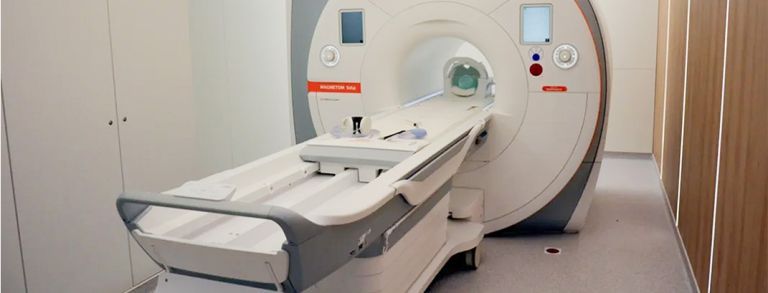 Carint w Sanoku uruchomił pracownię rezonansu magnetycznego. Służy m.in. pacjentom miejscowego szpitala i poradni specjalistycznych.